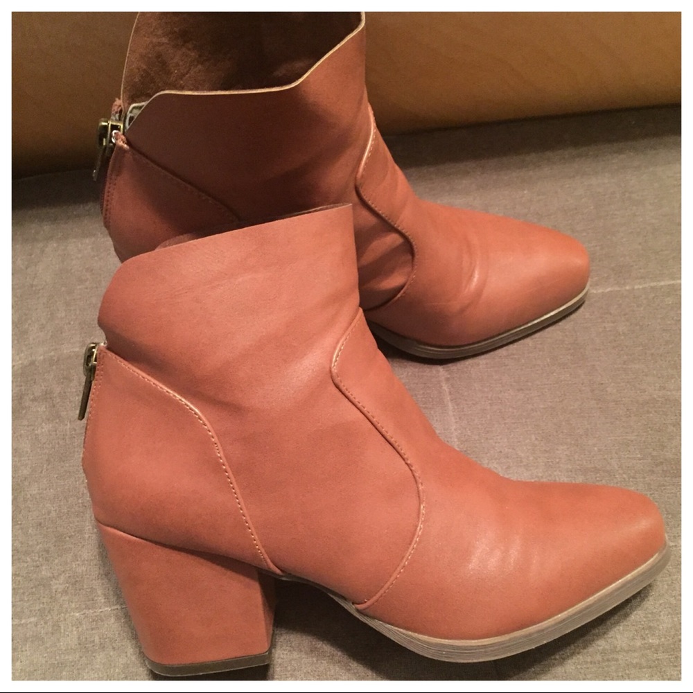 Classic Versatile Ankle Booties - EUC